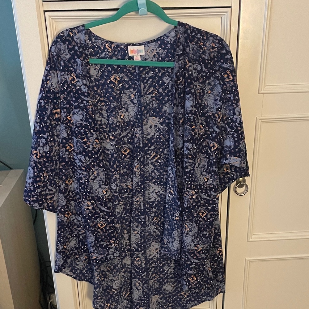 LuLaRoe Navy Blue Floral Cover
